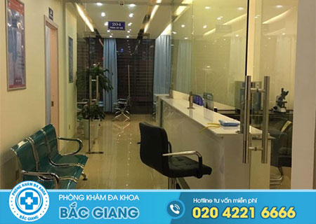 co-so-vat-chat-cua-phong-kham-da-khoa-kinh-do-co-day-du-khong